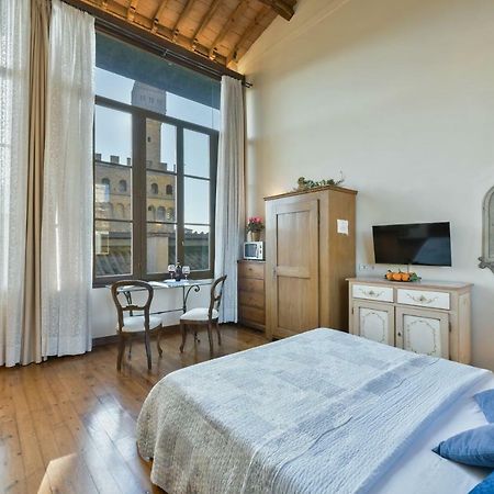 Palazzo Uguccioni Apartments Firenze Bagian luar foto